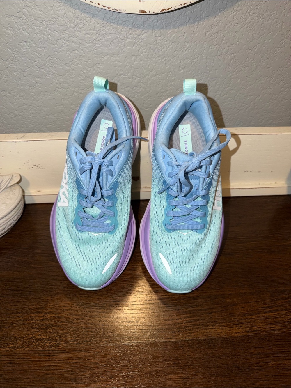 Hoka One One Bondi 8 Women's Sneakers Azure Blue/Pink/White, Size 6